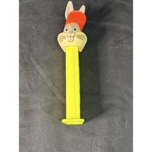 Vintage PEZ Looney Tunes Bugs Bunny Dispenser Yellow Stem Feet